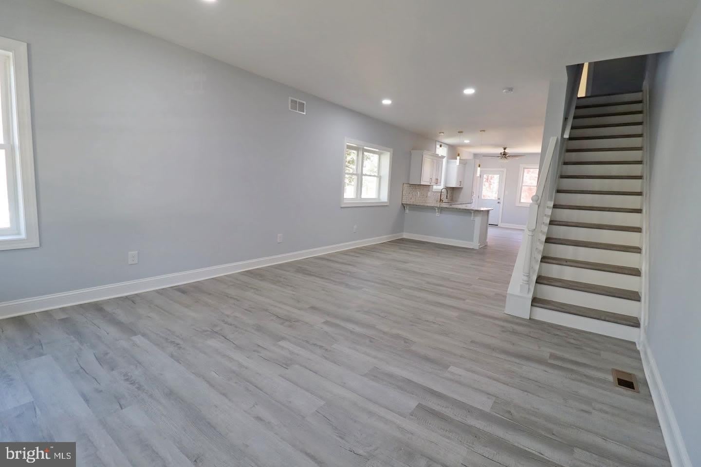 523 W 26TH ST – photo 4