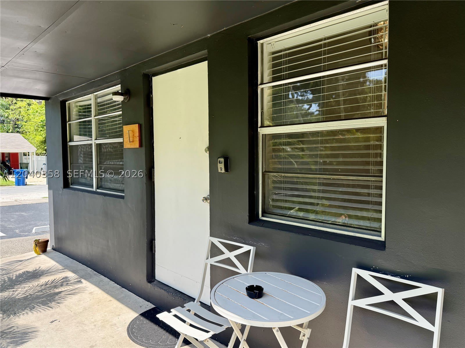 1415 Sw 1St St – photo 2