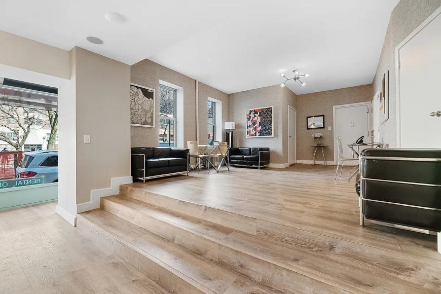 240 West 64th Street – photo 3