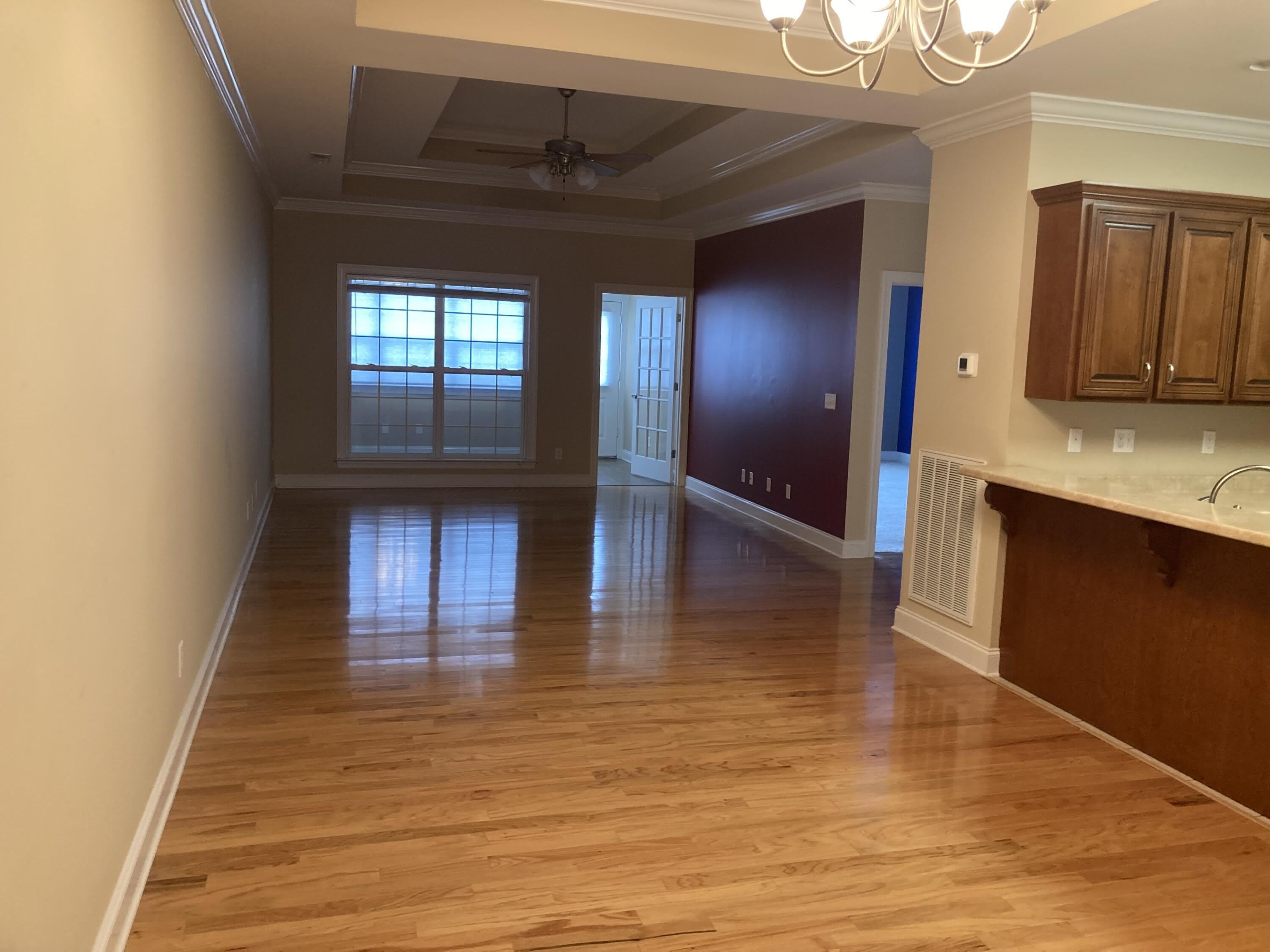 1005 Grey Oaks Lane – photo 3