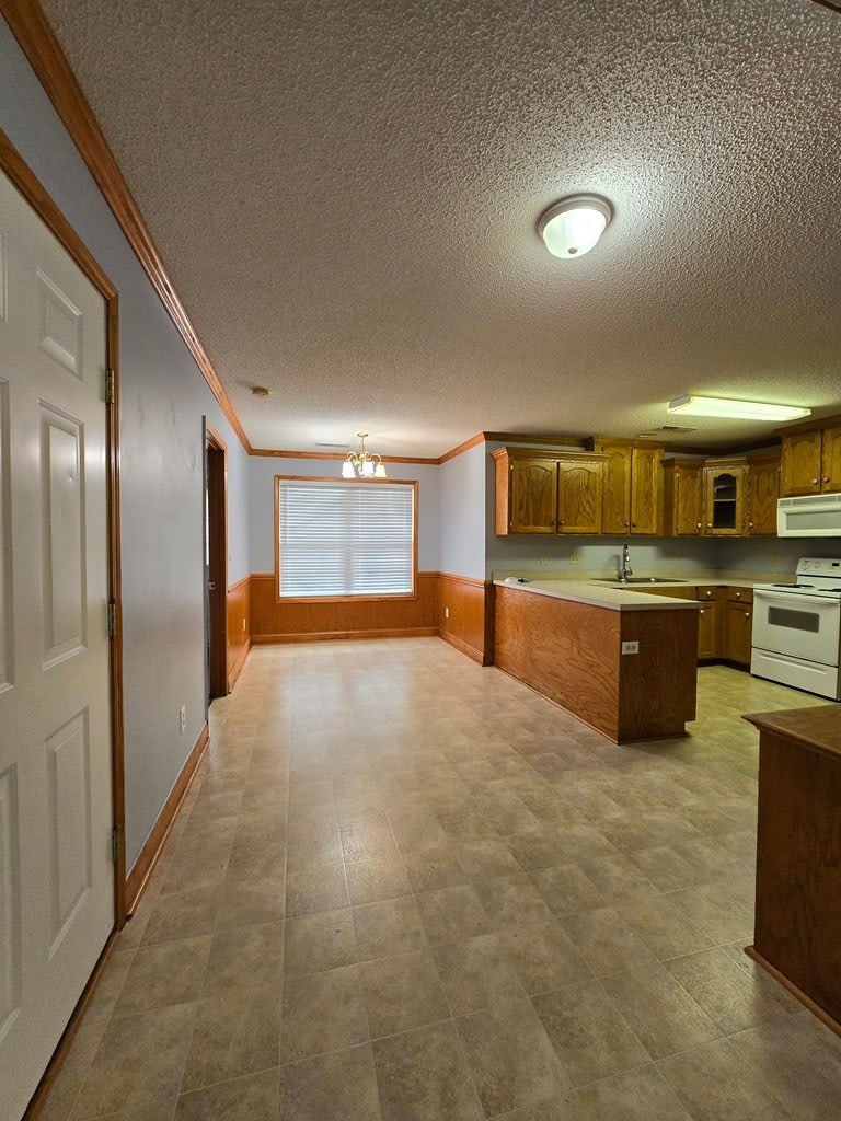 3563 Beacon Drive – photo 4