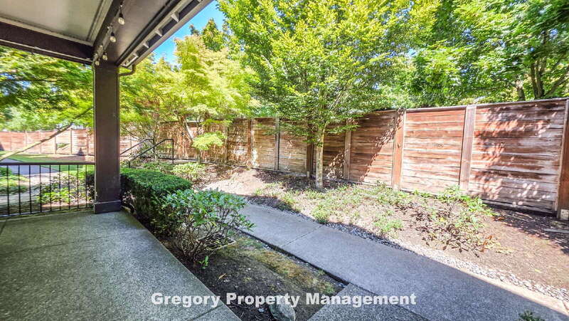 10394 157th Pl NE – photo 4