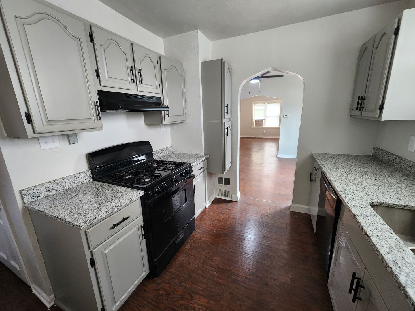 Updated 3BR Home Near Pittsburgh – photo 2