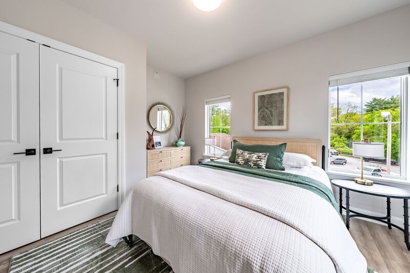 182 Excelsior Ave – photo 2