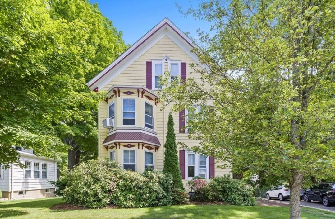 96 West Central Street – photo 1