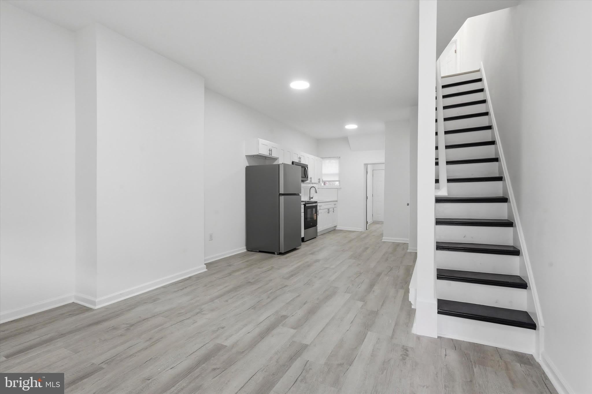 3872 WYALUSING Avenue – photo 2
