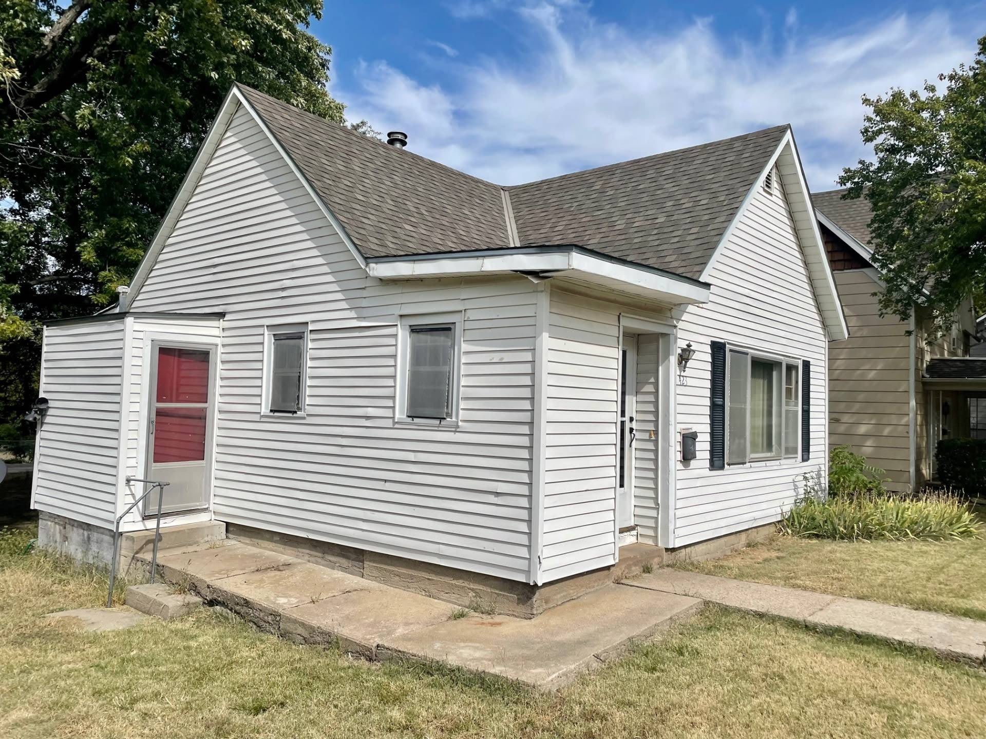 423 W 9th – photo 3