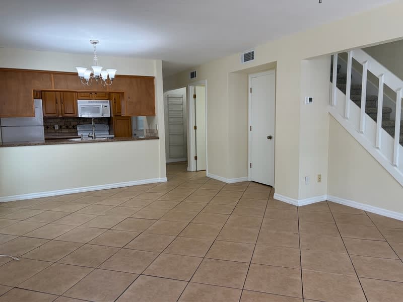 807 Timbers Court – photo 1