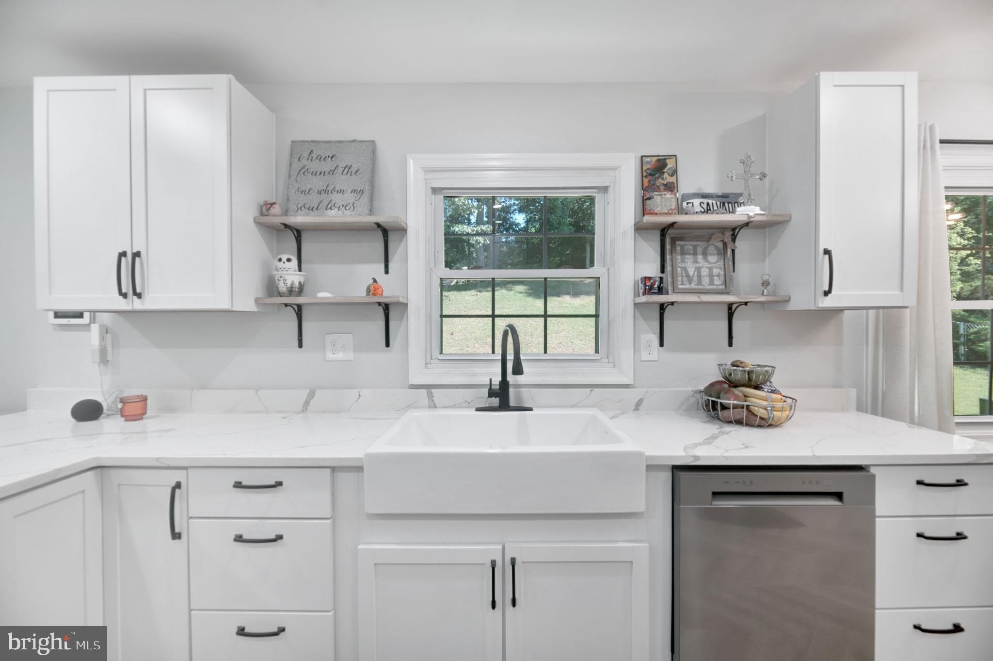 8812 CHURCHFIELD Lane – photo 5