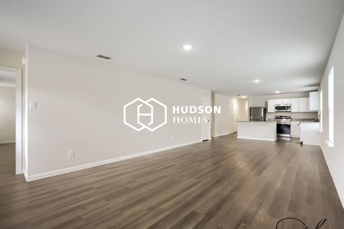 419 Shorty Street – photo 5