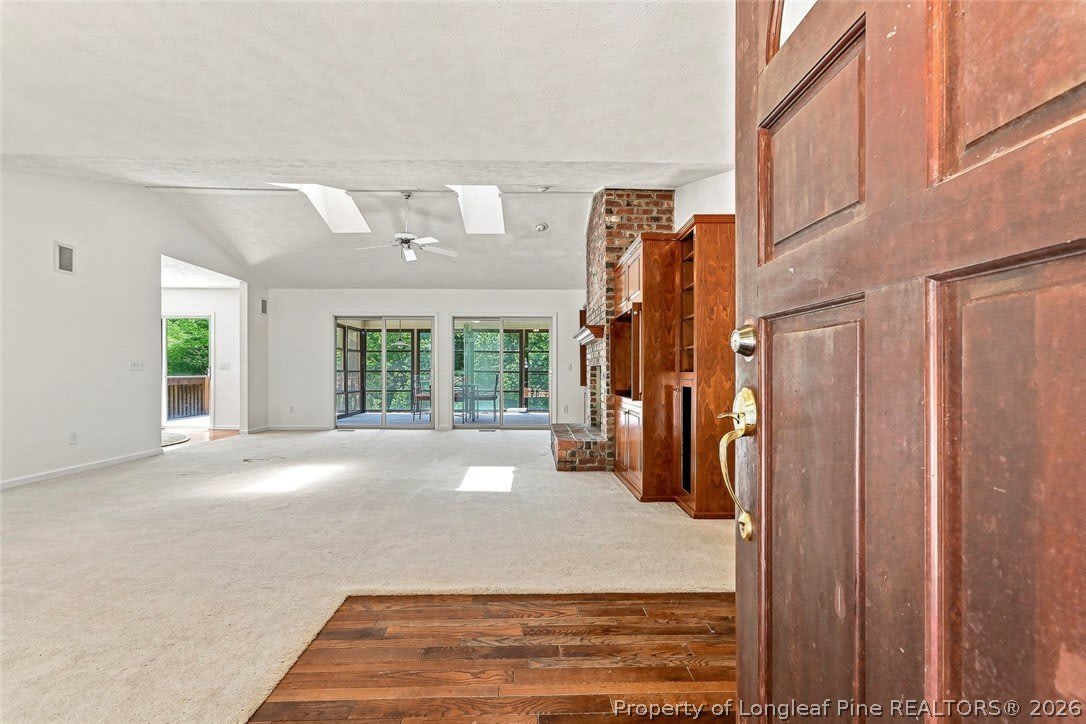 709 Essex Court – photo 4