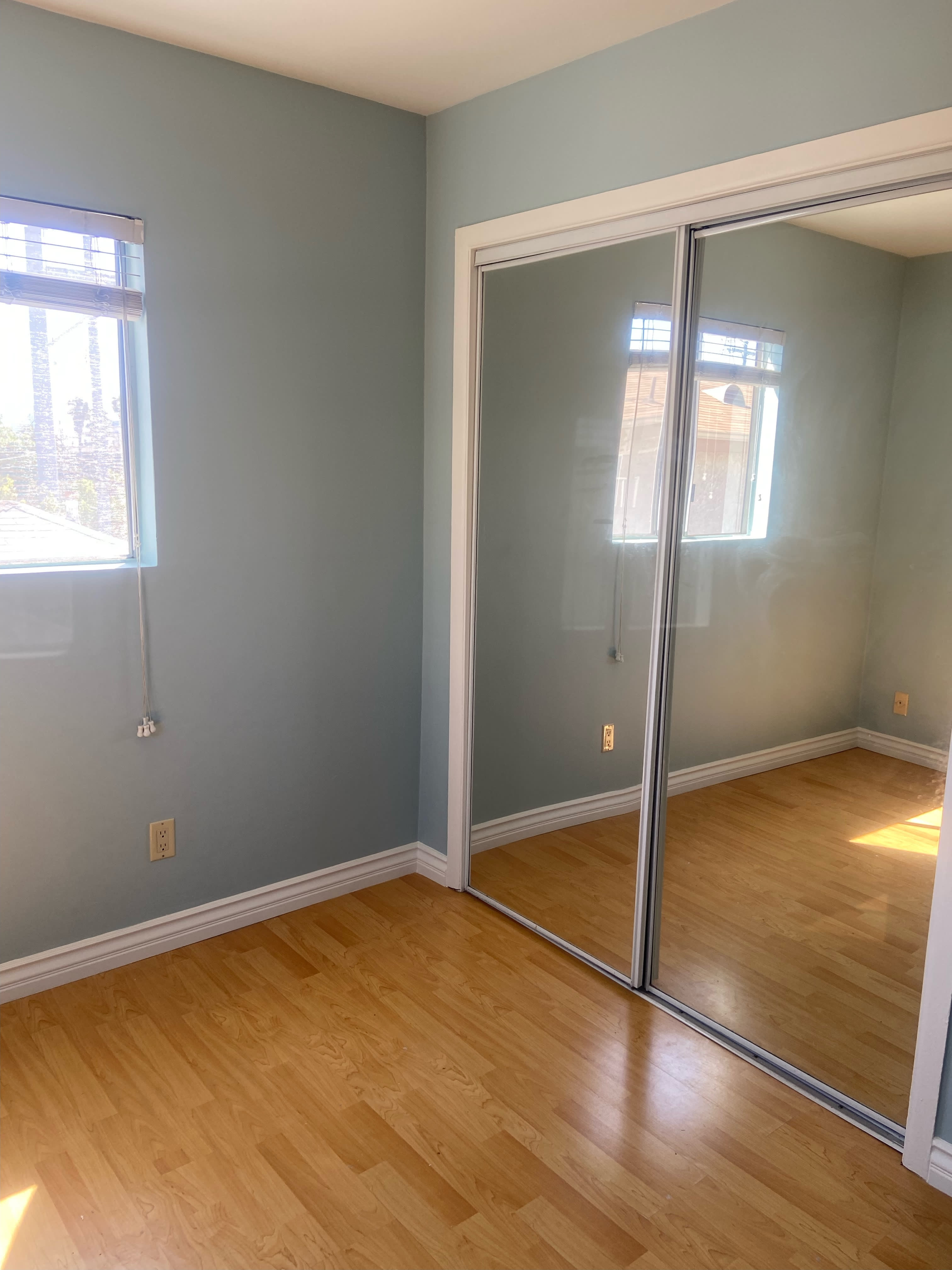 2711 Bellevue Avenue – photo 2