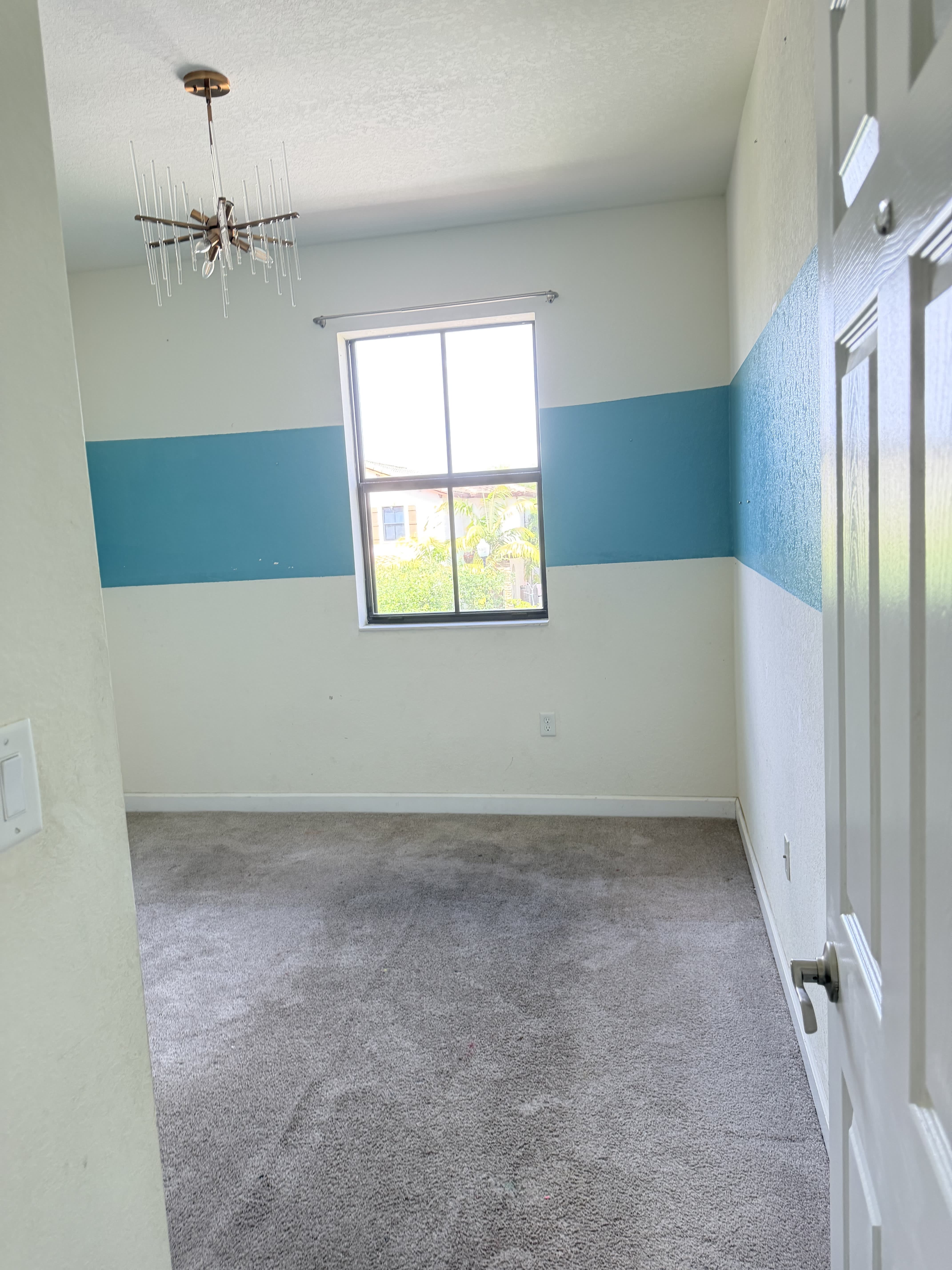 141 Northeast 24th Terrace – photo 2