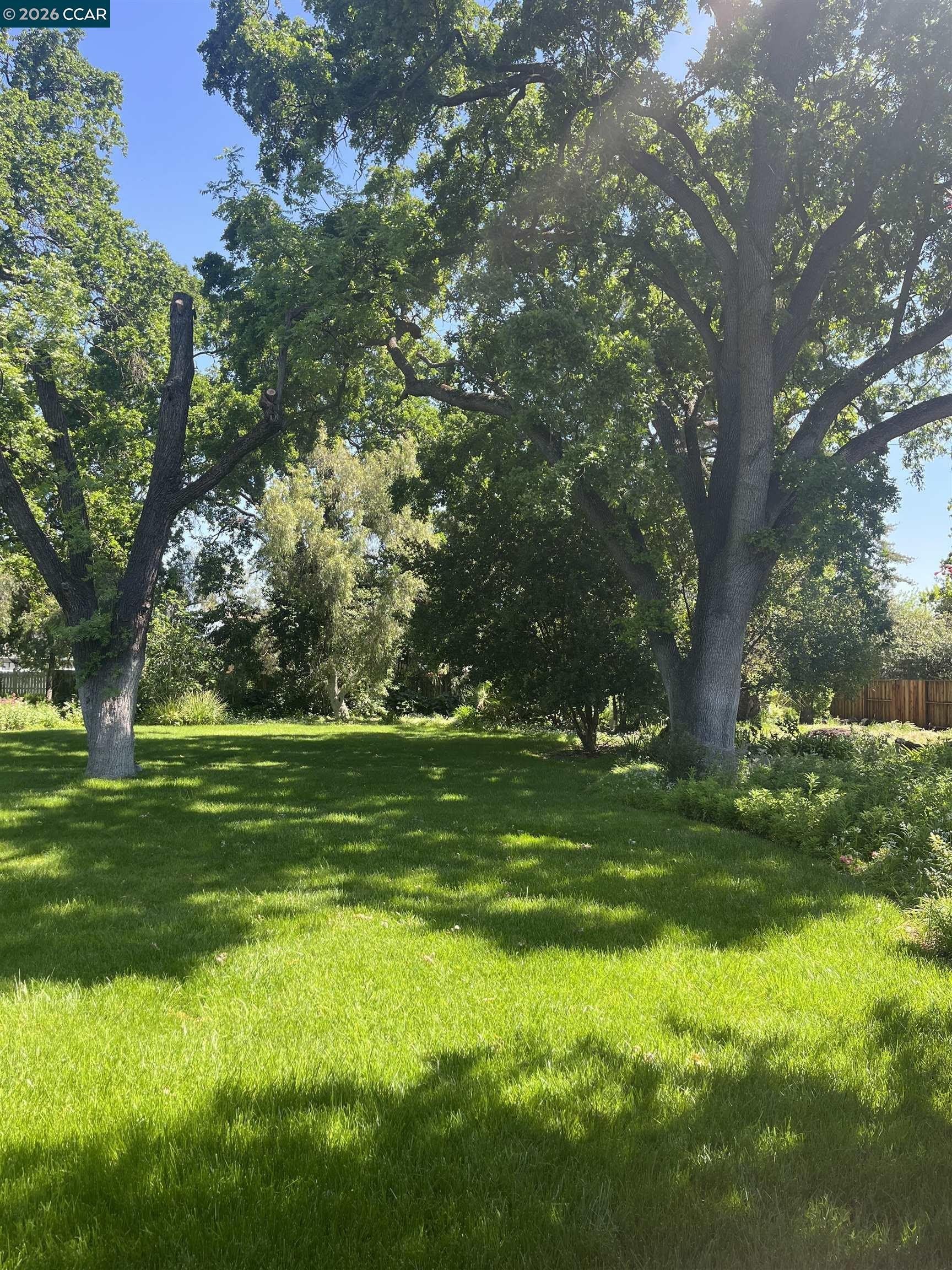 930 Lee lane – photo 2