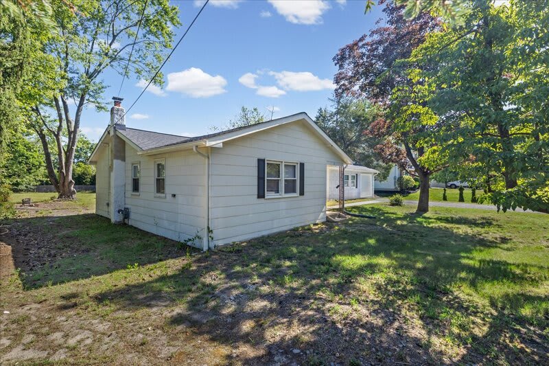 1 Spruce Lane – photo 2