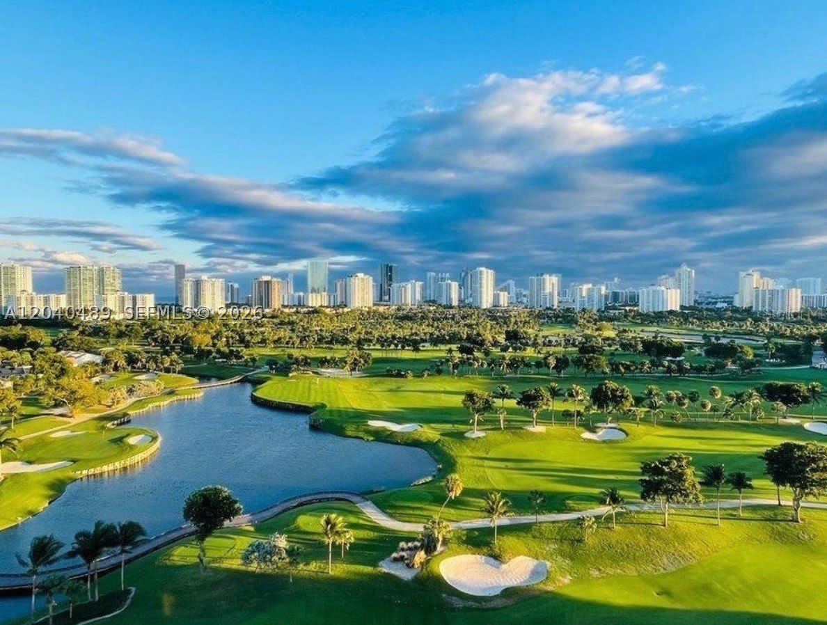 20500 W Country Club Dr – photo 4