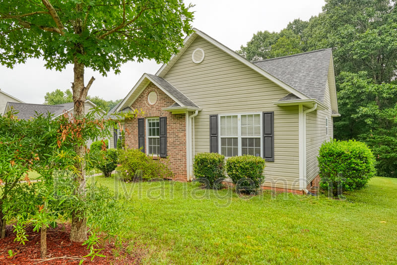 208 Cotton Creek Drive – photo 3