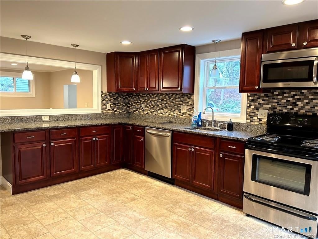 30 Fulton Drive – photo 5