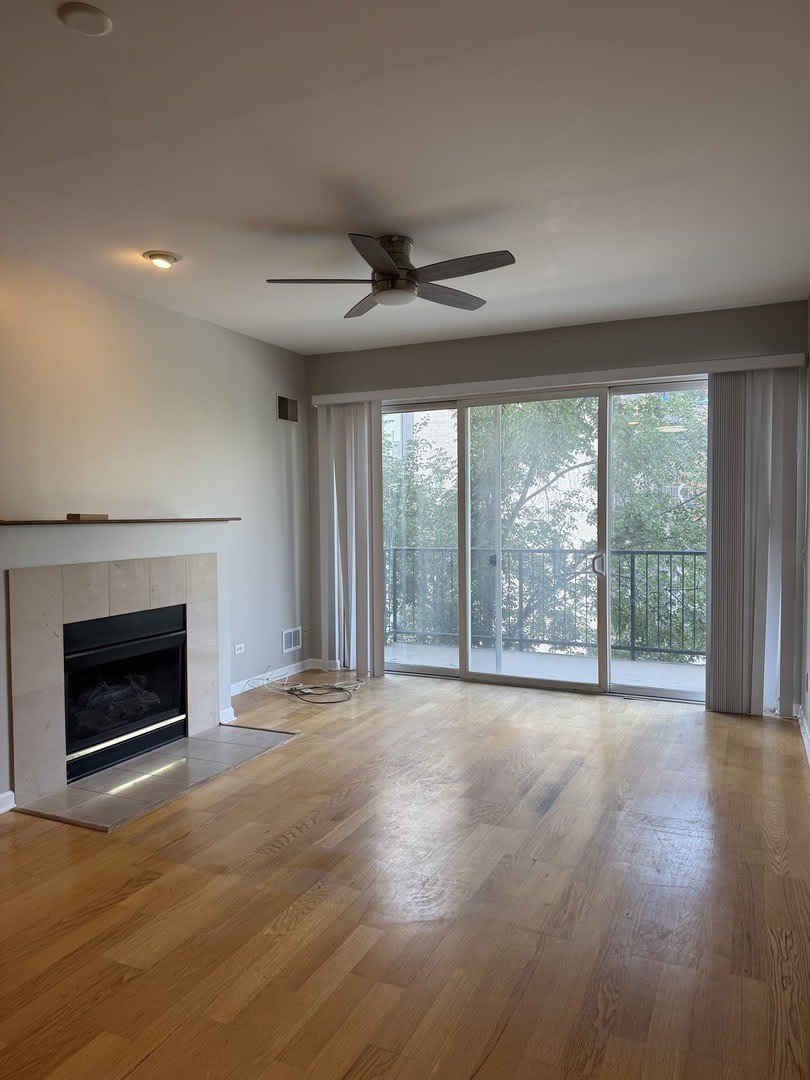 647 N Green Street – photo 2