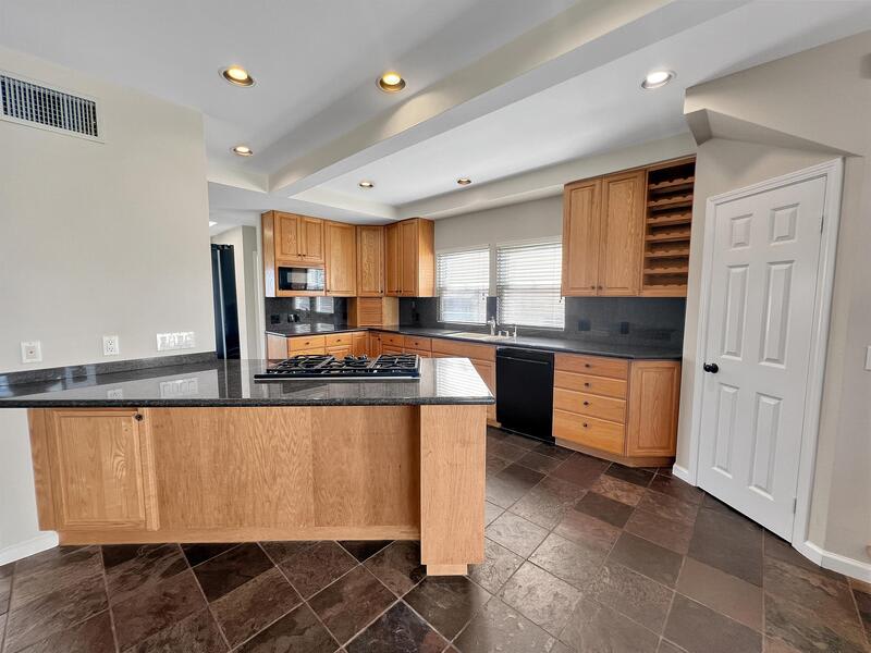 3840 Talbot Street – photo 5