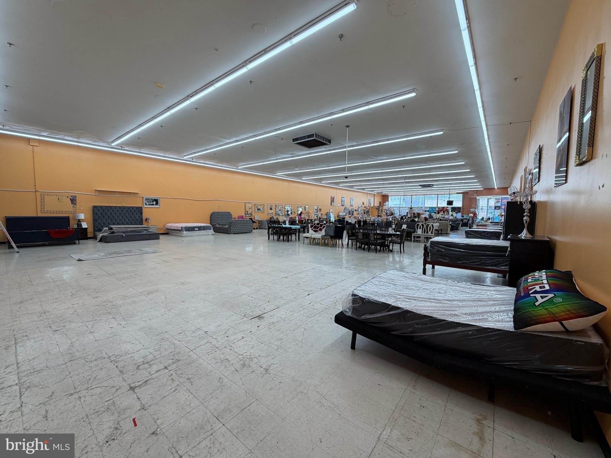 3115 W 9TH Street – photo 2