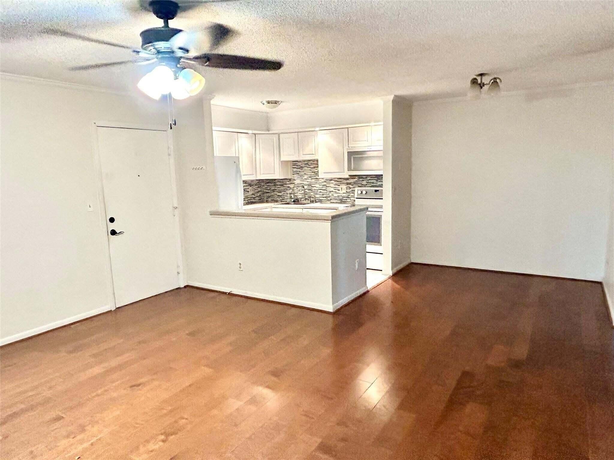10429 E Clairmont Circle – photo 5