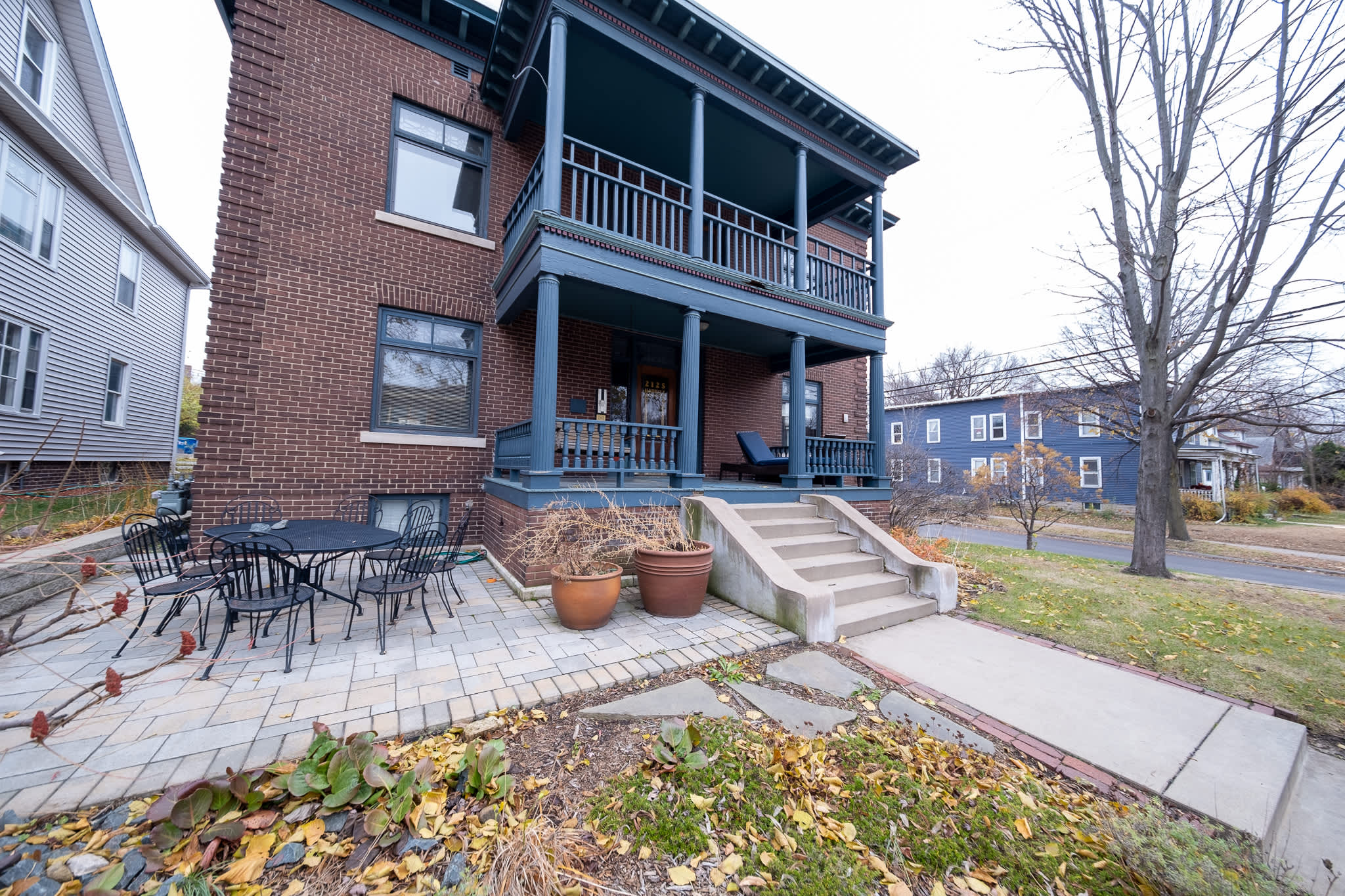 2125 Harriet Ave., Unit 2 – photo 2