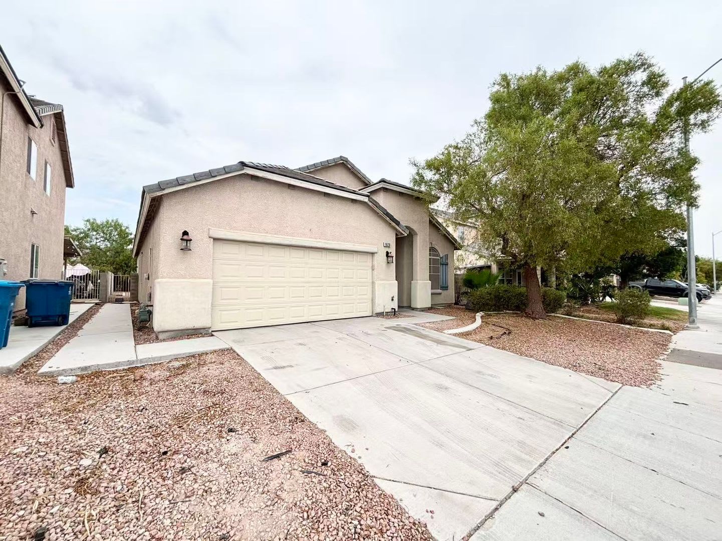 1626 West Hammer Lane – photo 1