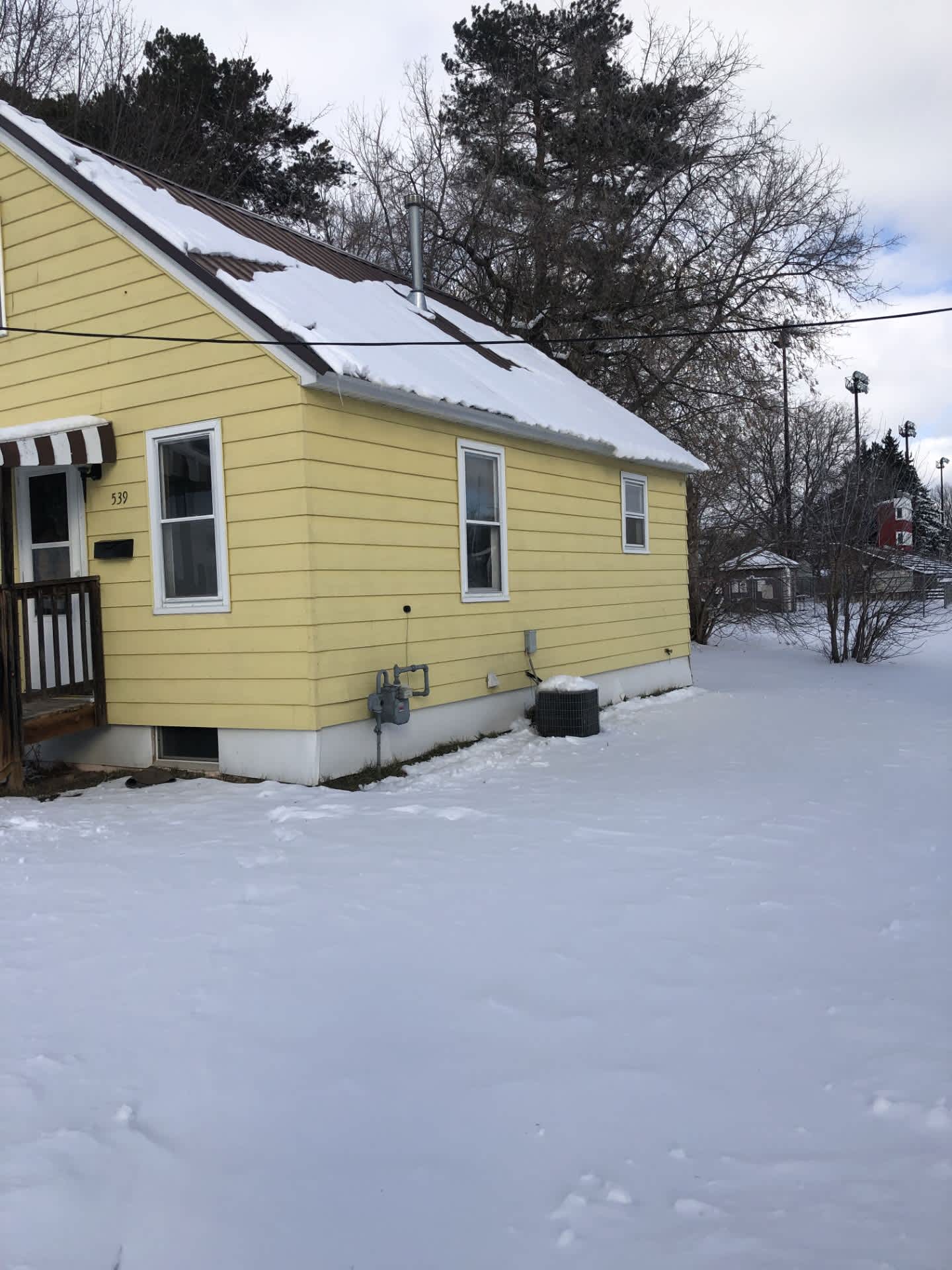 539 Elm St – photo 2