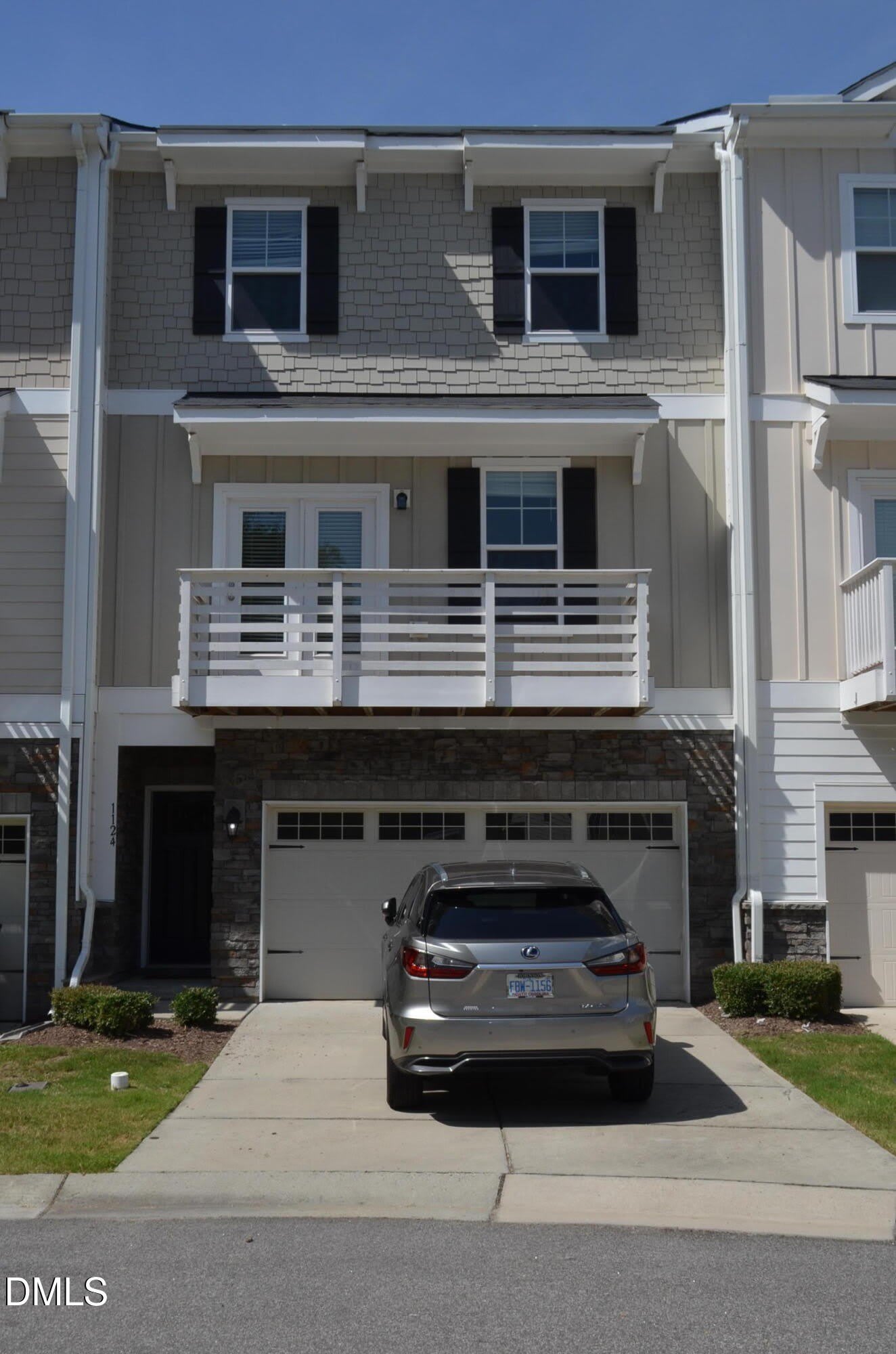 1124 Finch Court – photo 1