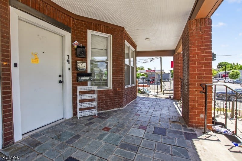79 Central Ave – photo 4