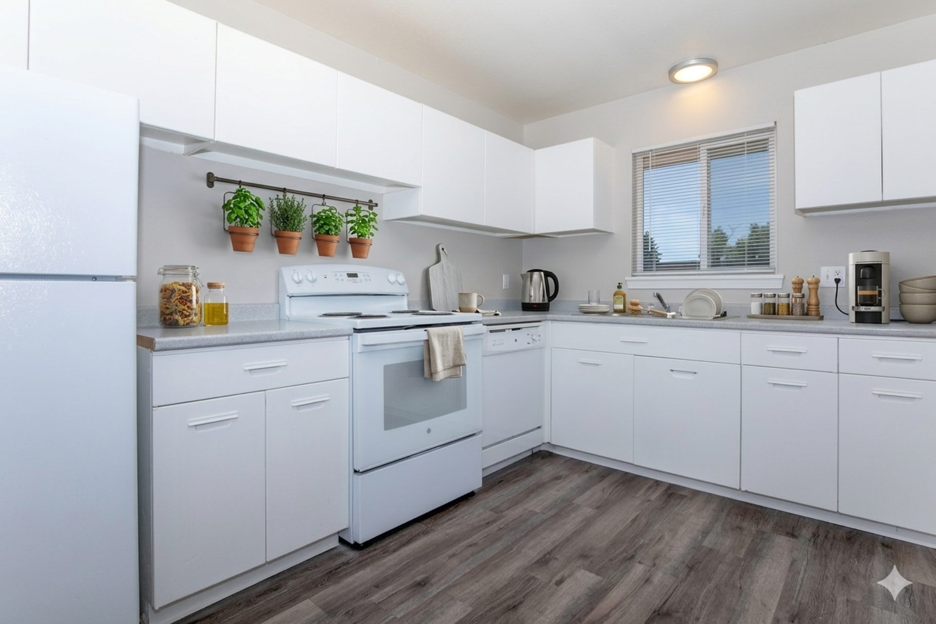 De Cortez Apartments – photo 4