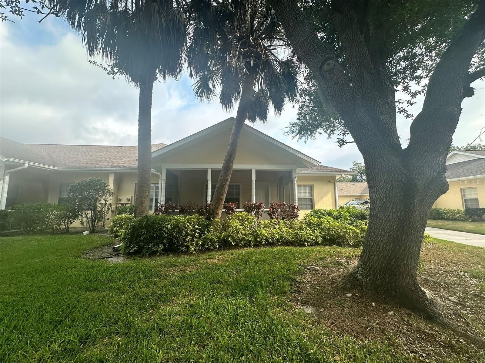 1641 RED OAK Lane – photo 2