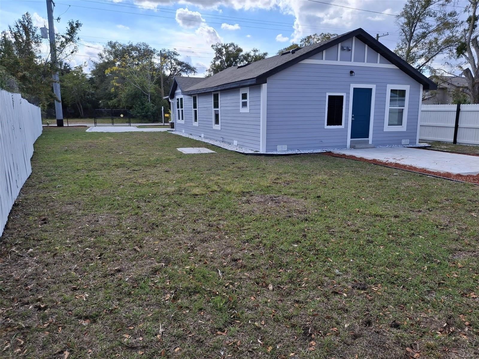 825 3Rd Street – photo 2