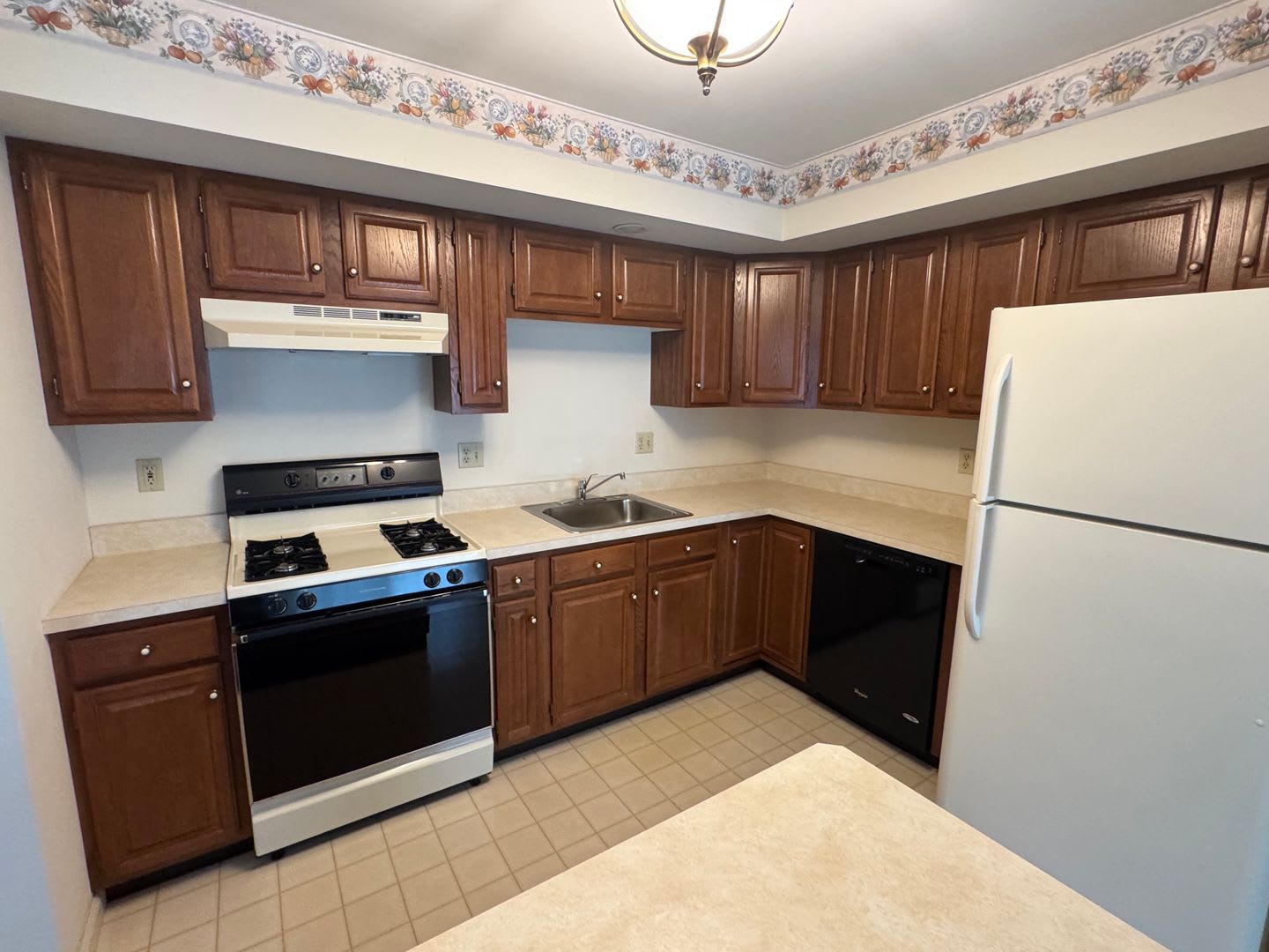 Franconia Township 3 Bedroom 1.1 Bath Townhome in Strawberry Fields $2,500/month – photo 5