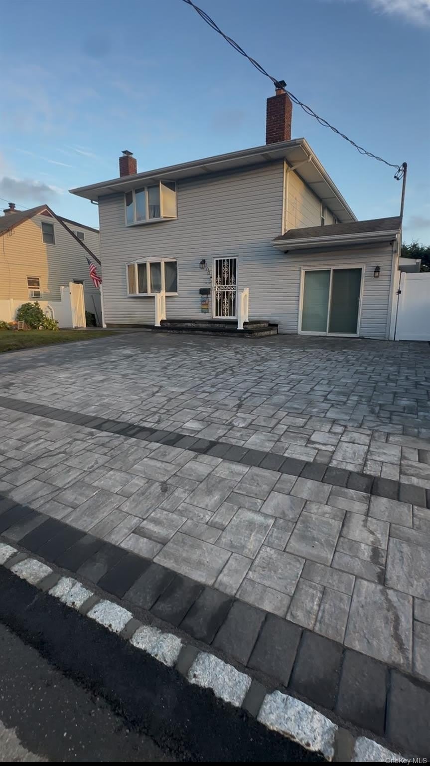 100 Lee Avenue – photo 2
