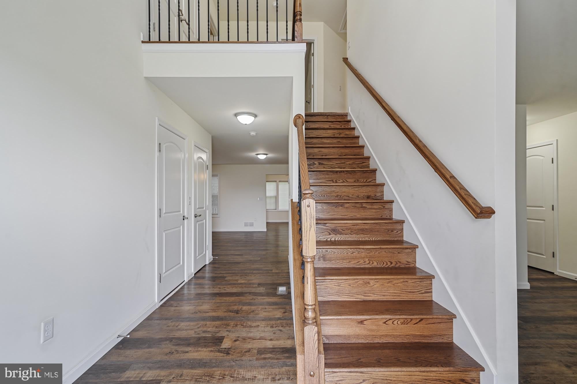 164 RIVER CLIFF Circle – photo 2