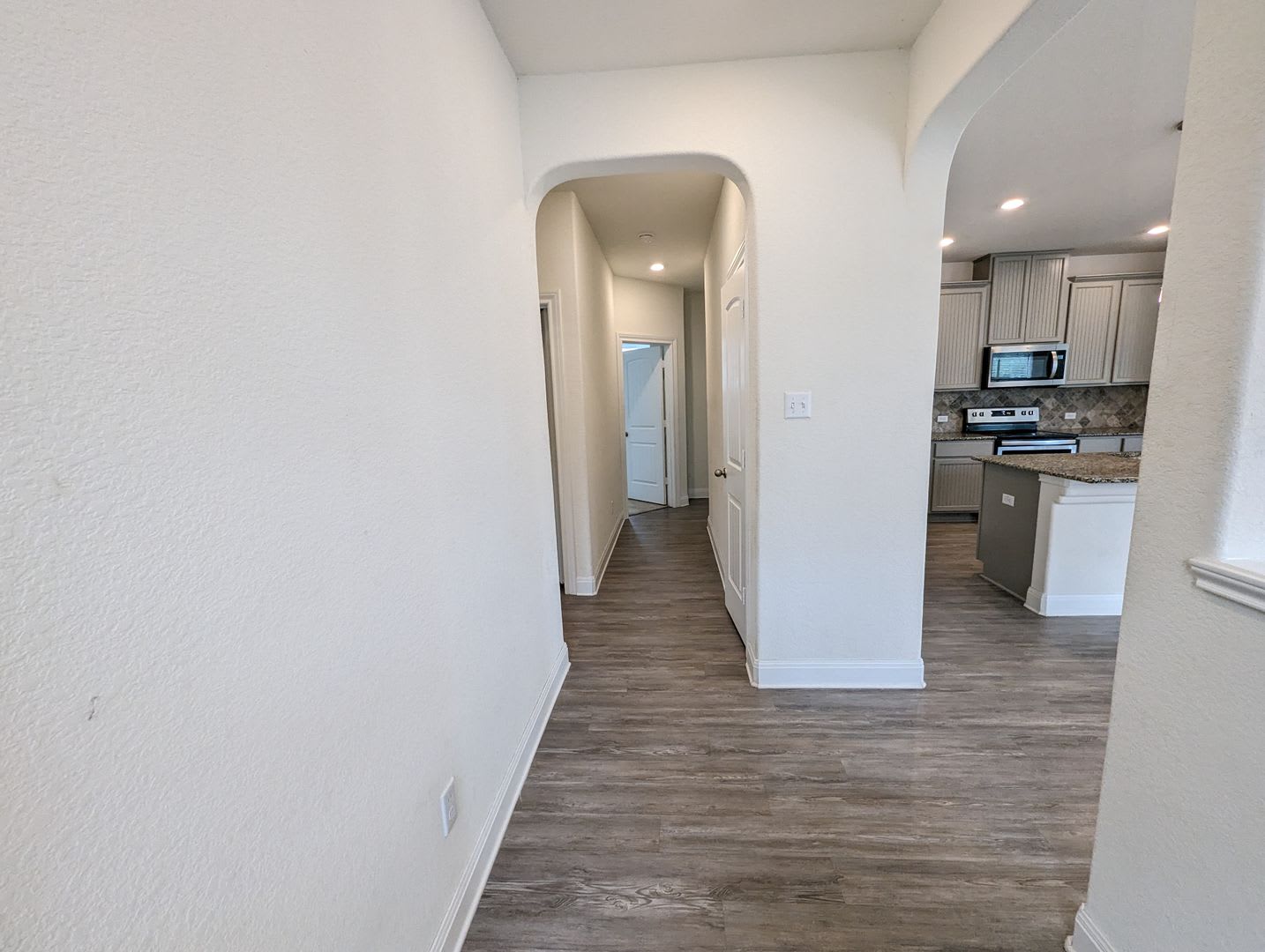 Great Round Rock Location in Sunrise Villas! – photo 4