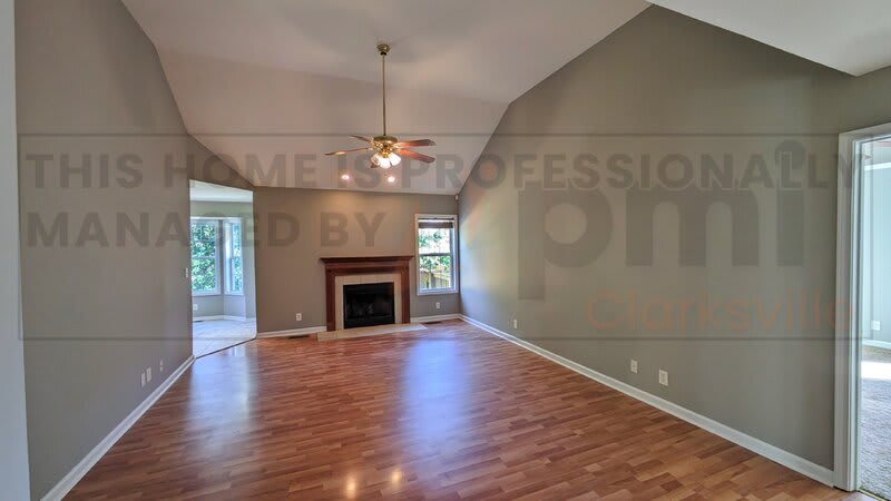 1121 Gunpoint Drive – photo 4
