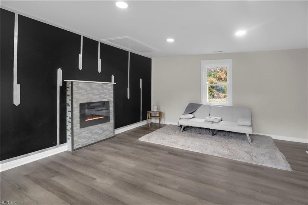 7 E Lewis Road – photo 2