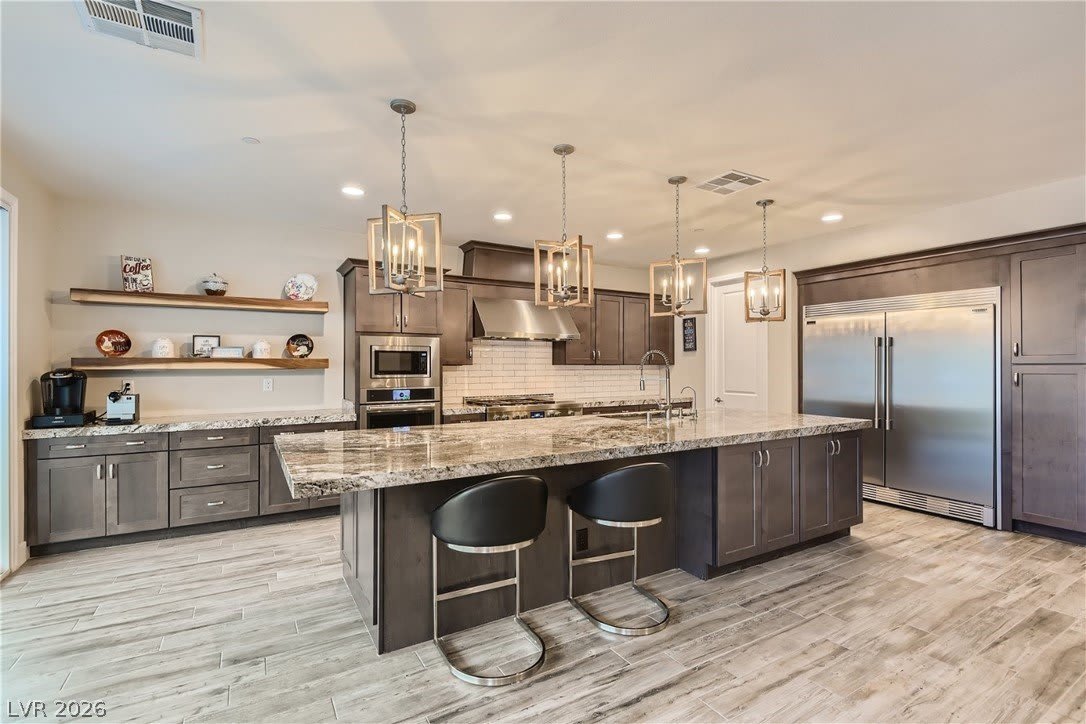 4631 Amazing View Street – photo 2