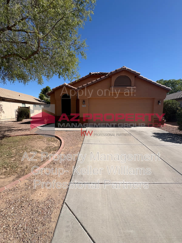 15745 W Latham St – photo 1