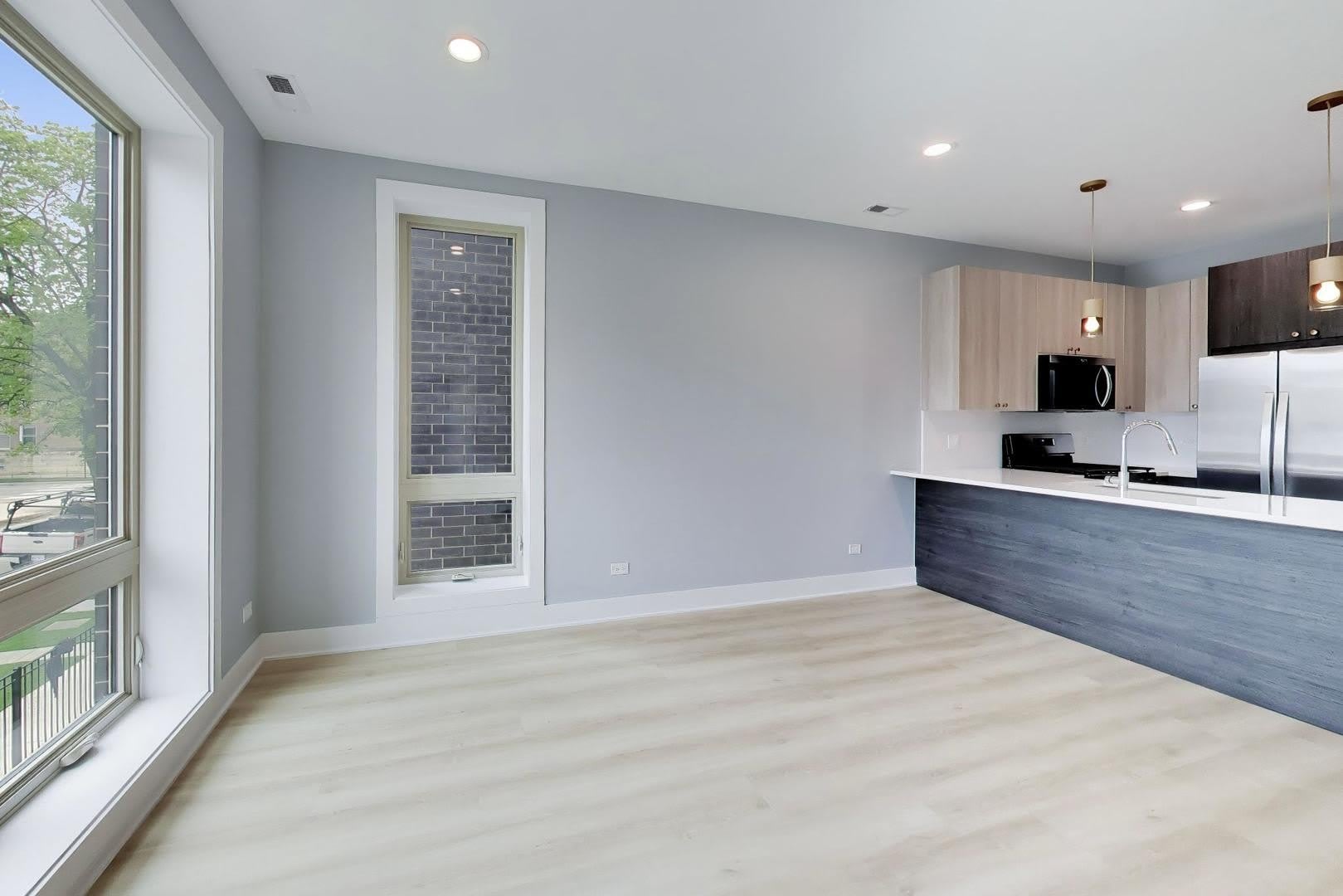 6552 S Maryland Avenue – photo 5