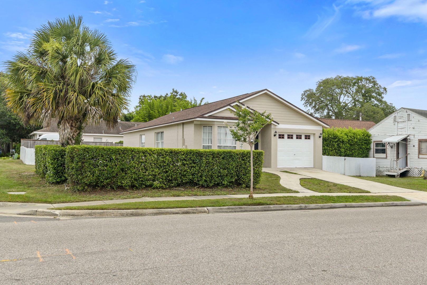 Winter Park 3 Bedroom Steps To Shopping Dining – photo 2