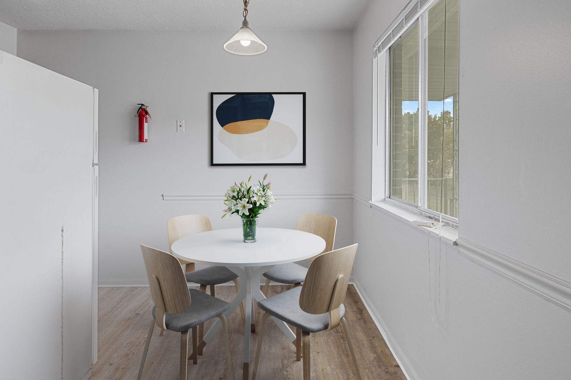 University Apartments – photo 5