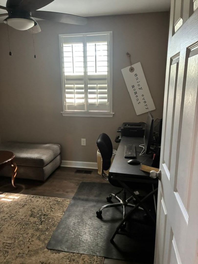 Spacious 3-Bedroom Home in a Water-Privileged Pasadena Community – photo 4