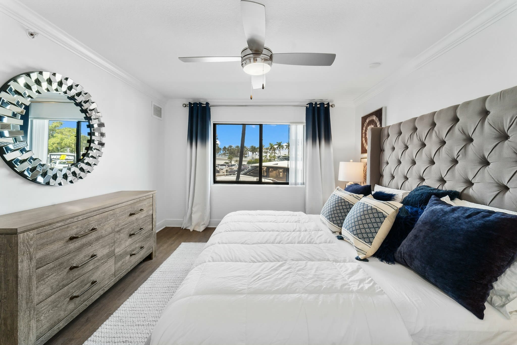 Harbour Pointe – photo 1