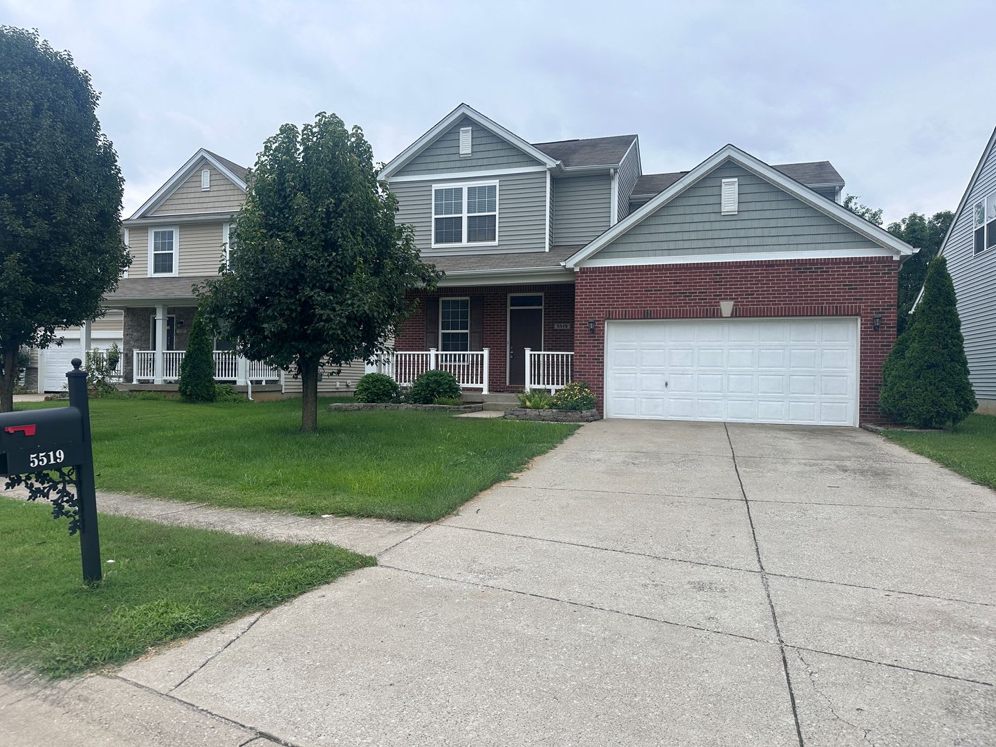 Bannon Crossings 3 bed, 2.5 half bath house with basement – photo 1