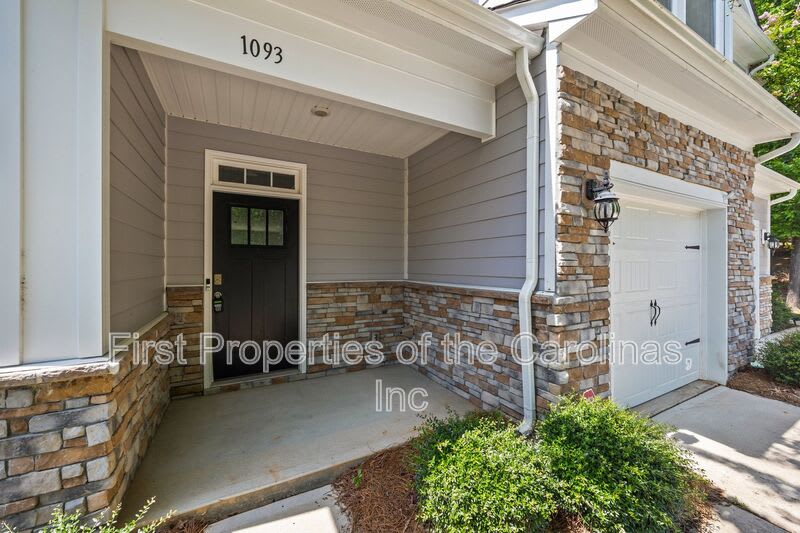 1093 Chicory Trace – photo 2