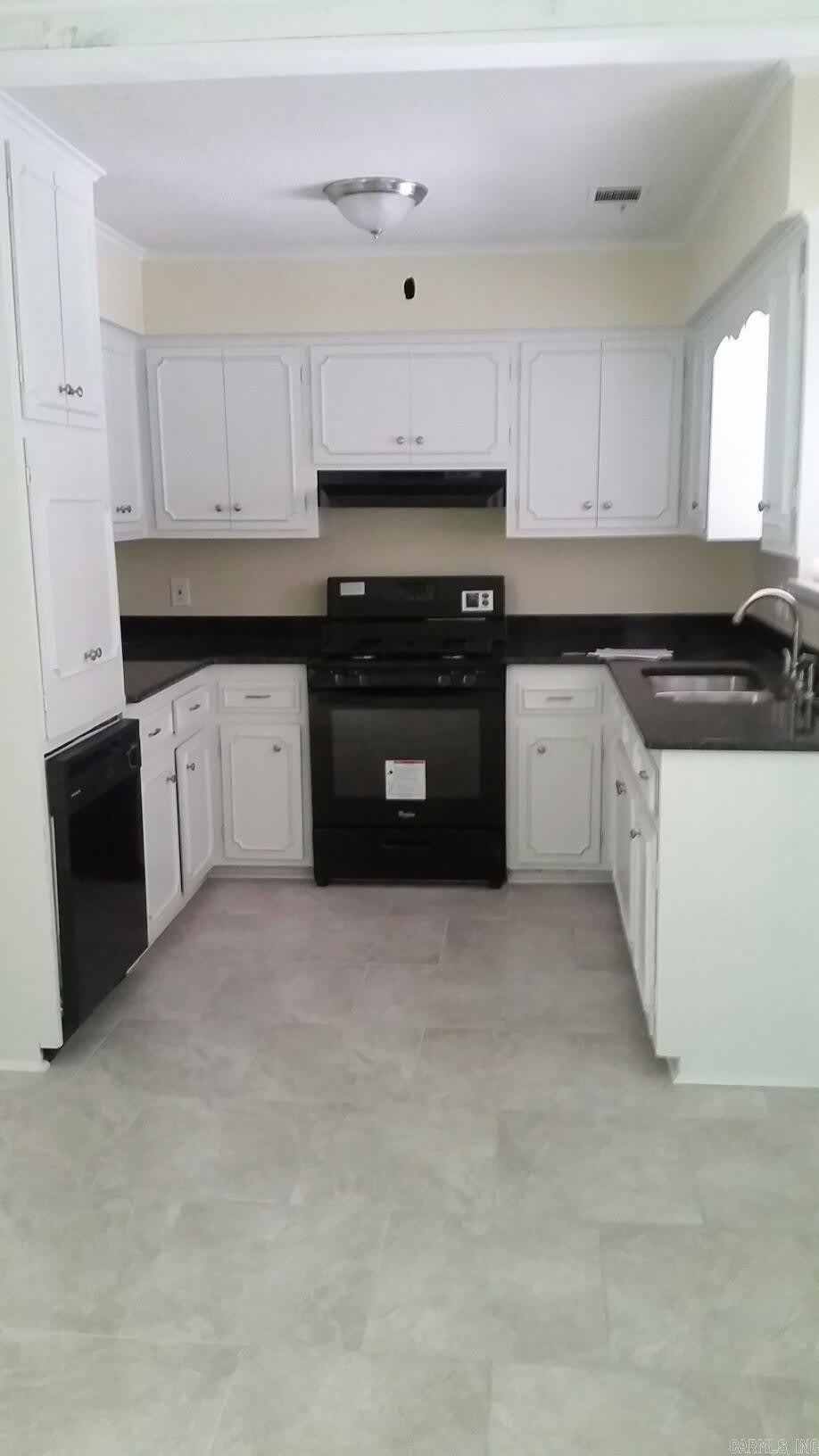 7400 Denise Drive – photo 4